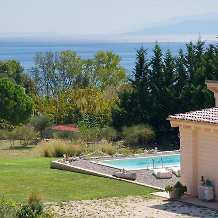 Driftwood Villa Karavádhos Екстериор снимка