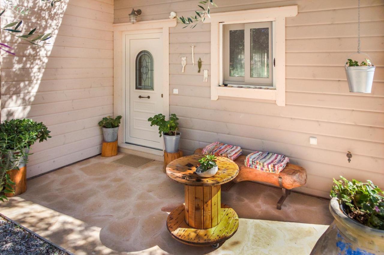 Driftwood Villa Karavádhos Екстериор снимка
