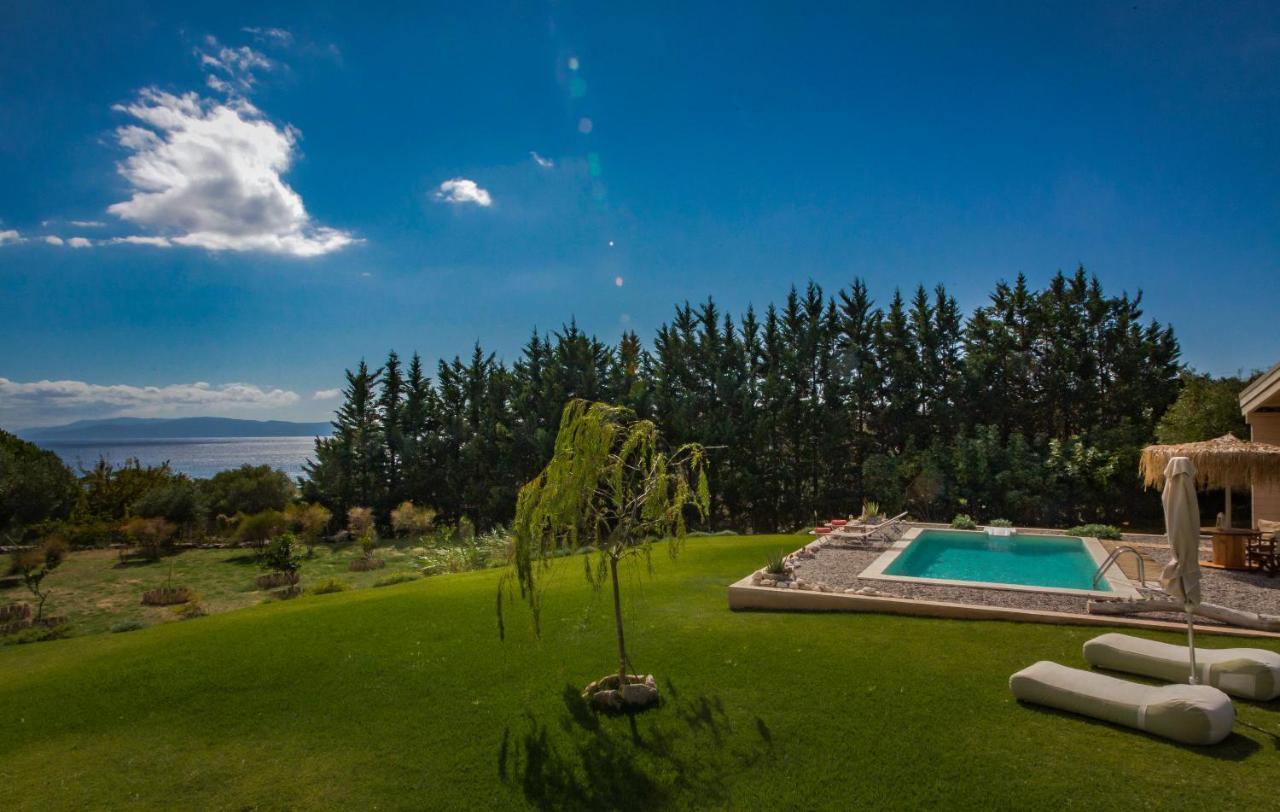 Driftwood Villa Karavádhos Екстериор снимка