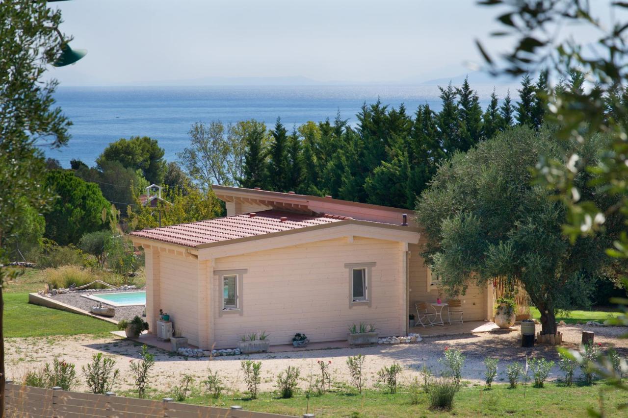 Driftwood Villa Karavádhos Екстериор снимка