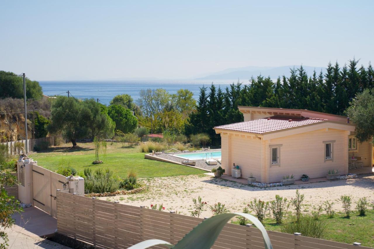 Driftwood Villa Karavádhos Екстериор снимка