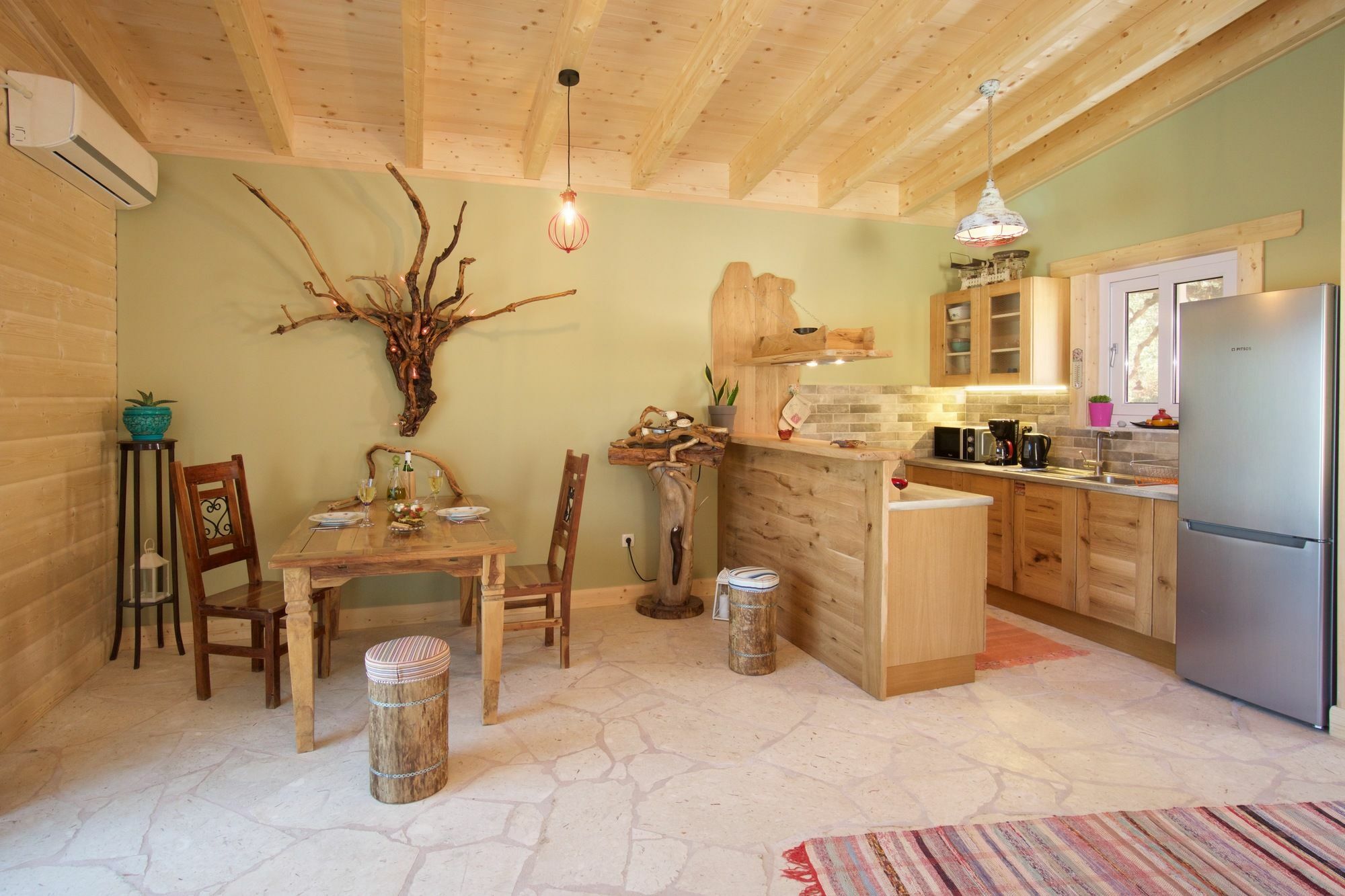 Driftwood Villa Karavádhos Екстериор снимка